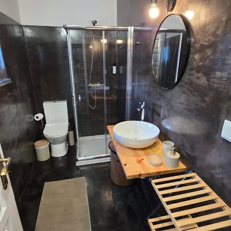 Bed & Breakfast Matias House 4*
